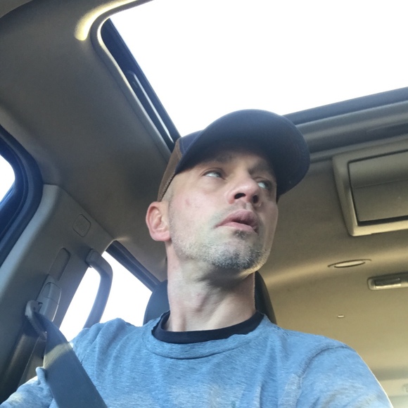 Meet your Posher, Jon - Picture 1 of 1